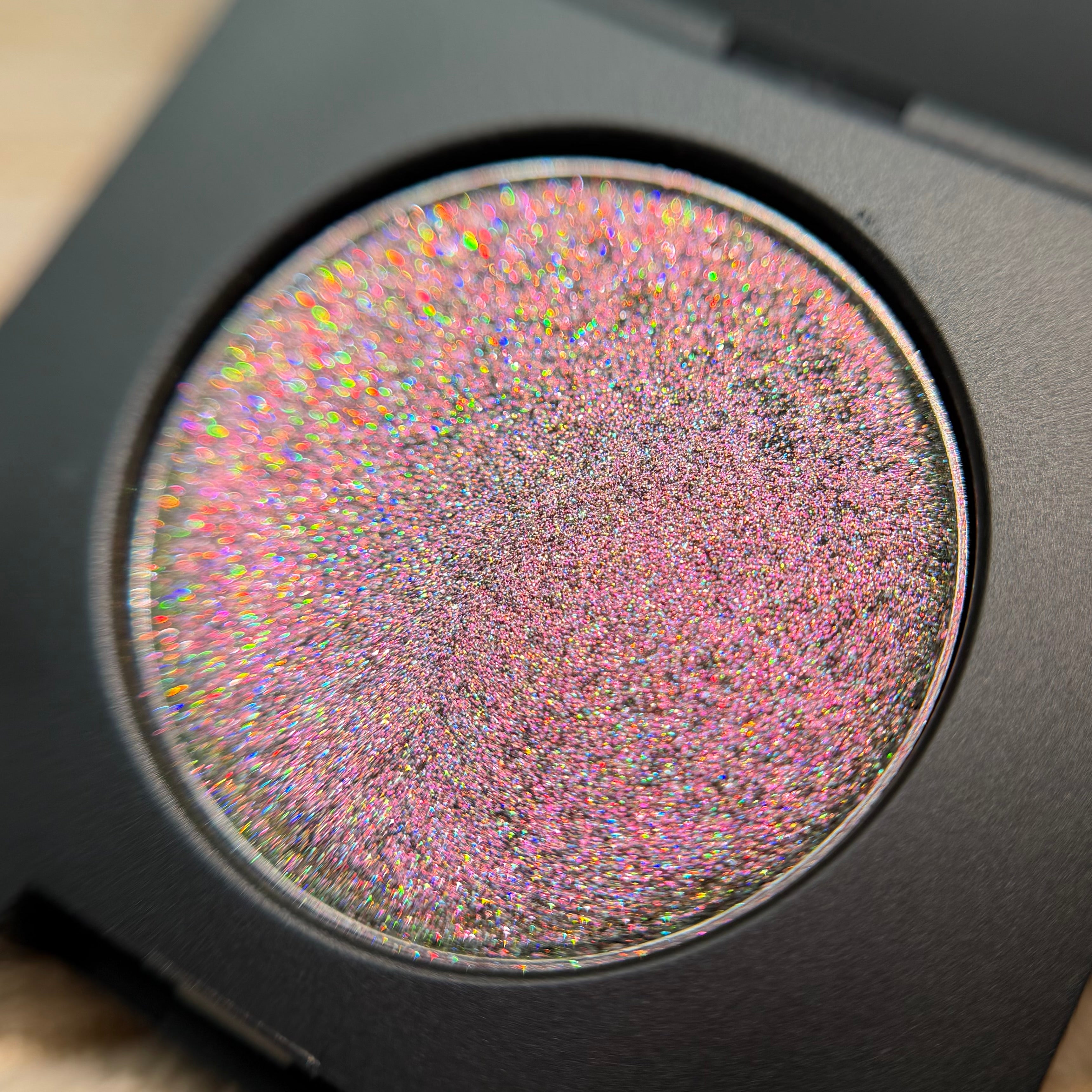 SpectraFlake™ – Neon Pulse