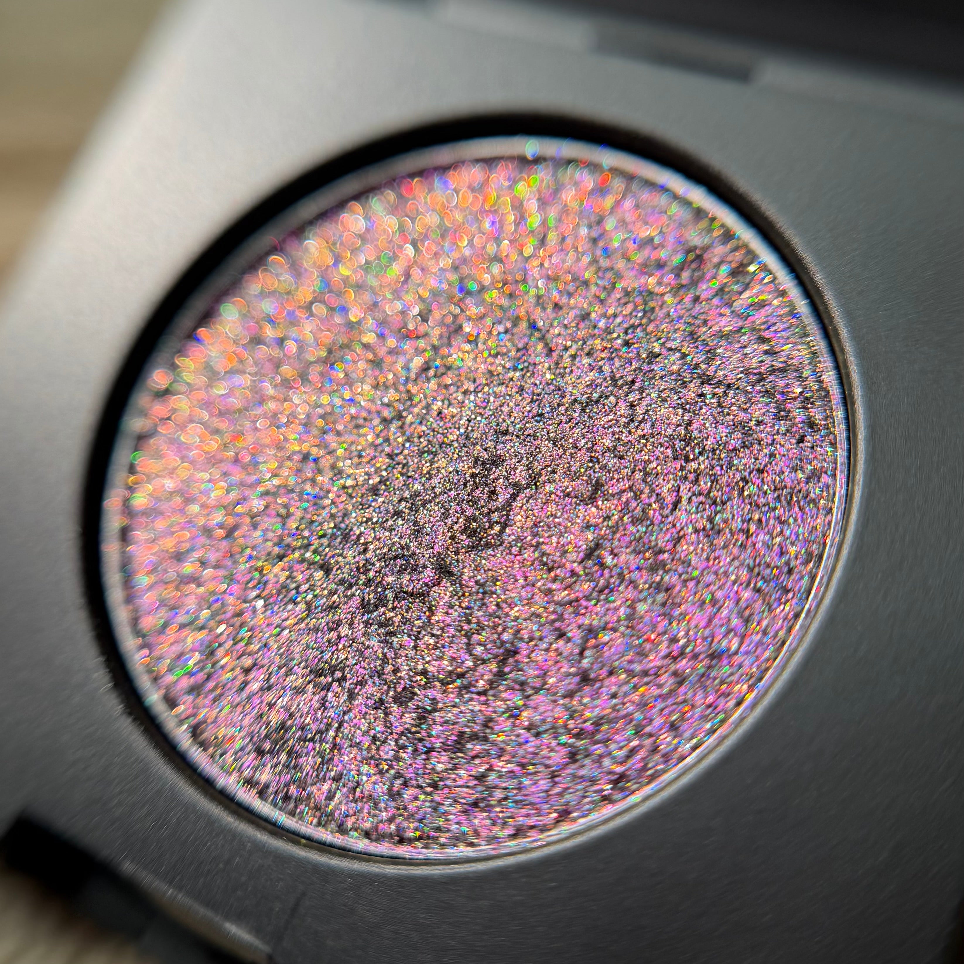 SpectraFlake™ – Glitch Surge