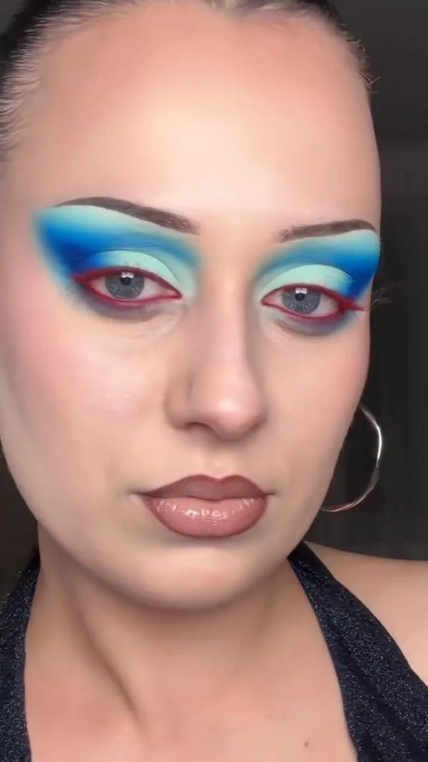 LashStudio — Rouge & bleu